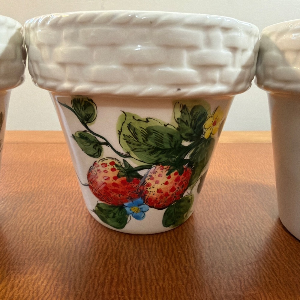 Set Of 3 Strawberry Basket Style Plant Pots 4" Basket Weave Rim - Picture 4 of 13
